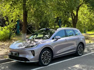 Shangjie H5 2025 купить из Китая, цена 4 003 000 ₽ — Suifenhe Auto