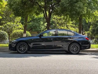 BMW 3 Series 2026 купить из Китая, цена 5 807 000 ₽ — Suifenhe Auto