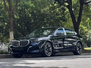 BMW 5 Series 2026