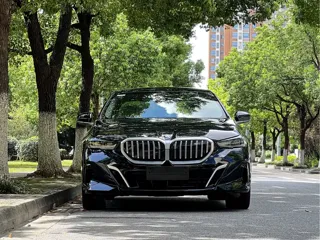 BMW 5 Series 2026 купить из Китая, цена 8 029 000 ₽ — Suifenhe Auto