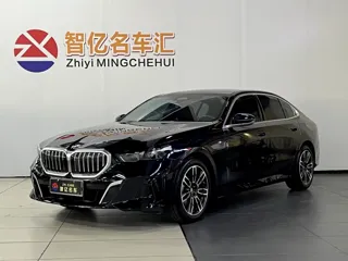 BMW 5 Series 2025 купить из Китая, цена 6 969 000 ₽ — Suifenhe Auto