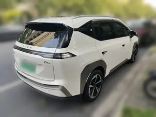 Aion Y 2023 купить из Китая, цена 1 606 000 ₽ — Suifenhe Auto