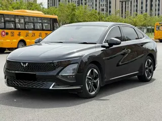 Wuling Starlight 2024 купить из Китая, цена 2 452 000 ₽ — Suifenhe Auto