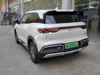 BYD Yuan UP 2026 купить из Китая, цена 1 605 000 ₽ — Suifenhe Auto