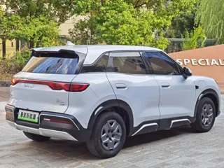 BYD Yuan UP 2025 купить из Китая, цена 1 730 000 ₽ — Suifenhe Auto