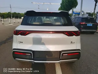 BYD Yuan UP 2026 купить из Китая, цена 1 601 000 ₽ — Suifenhe Auto