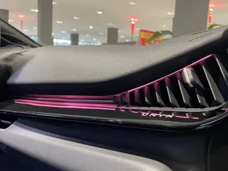 Volkswagen Yuzhong 06 2025 купить из Китая, цена 3 715 000 ₽ — Suifenhe Auto