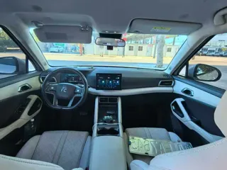 BYD Yuan UP 2024 купить из Китая, цена 1 765 000 ₽ — Suifenhe Auto