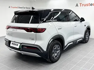 BYD Yuan UP 2025 купить из Китая, цена 2 009 000 ₽ — Suifenhe Auto