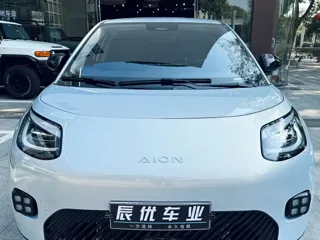 Aion UT 2025 купить из Китая, цена 1 637 000 ₽ — Suifenhe Auto