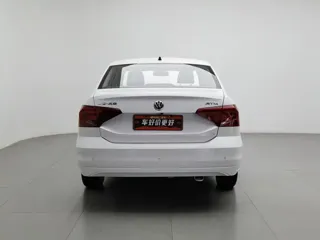 Volkswagen Jetta 2018 купить из Китая, цена 999 000 ₽ — Suifenhe Auto