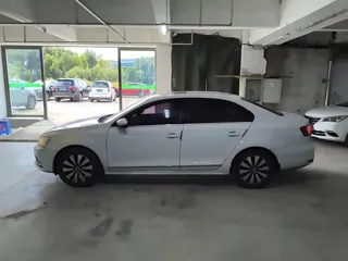 Volkswagen Sagitar 2018 купить из Китая, цена 1 321 000 ₽ — Suifenhe Auto