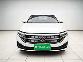 Volkswagen Sagitar 2022 купить из Китая, цена 1 721 000 ₽ — Suifenhe Auto