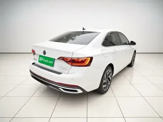 Volkswagen Sagitar 2022 купить из Китая, цена 1 721 000 ₽ — Suifenhe Auto