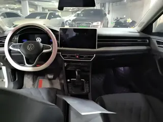 Volkswagen Sagitar 2022 купить из Китая, цена 1 721 000 ₽ — Suifenhe Auto