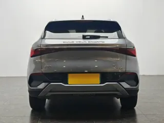 BYD Yuan 2022 купить из Китая, цена 3 428 000 ₽ — Suifenhe Auto