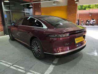 Chery Fengyun A9L 2025 купить из Китая, цена 4 886 000 ₽ — Suifenhe Auto