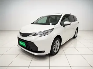 Toyota SIENNA 2024 купить из Китая, цена 6 683 000 ₽ — Suifenhe Auto
