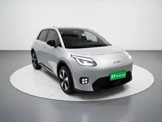 Aion UT 2025 купить из Китая, цена 1 661 000 ₽ — Suifenhe Auto