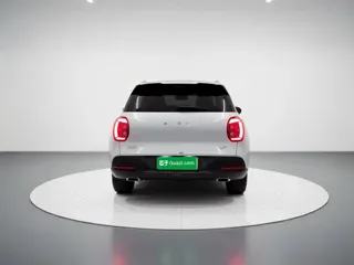 Aion UT 2025 купить из Китая, цена 1 661 000 ₽ — Suifenhe Auto