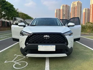 Toyota Corolla Cross 2024 купить из Китая, цена 2 932 000 ₽ — Suifenhe Auto