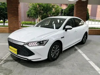 BYD Qin PLUS 2024 купить из Китая, цена 2 480 000 ₽ — Suifenhe Auto
