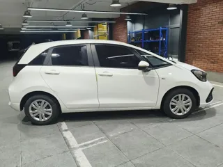 Honda Fit 2023 купить из Китая, цена 1 268 000 ₽ — Suifenhe Auto