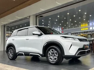 BYD Yuan UP 2025 купить из Китая, цена 1 577 000 ₽ — Suifenhe Auto