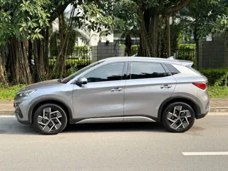 BYD Yuan 2023 купить из Китая, цена 3 301 000 ₽ — Suifenhe Auto