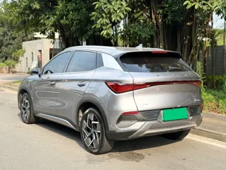 BYD Yuan 2023 купить из Китая, цена 3 301 000 ₽ — Suifenhe Auto
