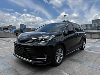 Toyota SIENNA 2025 купить из Китая, цена 7 680 000 ₽ — Suifenhe Auto