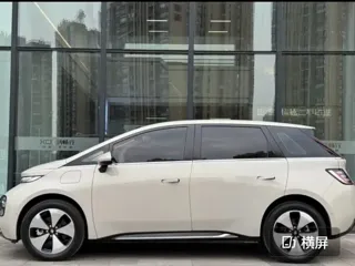 Baojun Cloud 2023 купить из Китая, цена 1 516 000 ₽ — Suifenhe Auto