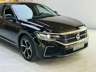 Volkswagen Passat 2024 купить из Китая, цена 3 849 000 ₽ — Suifenhe Auto