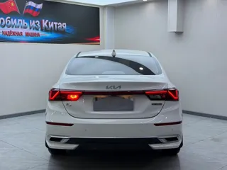 Kia K3 2023 купить из Китая, цена 1 640 000 ₽ — Suifenhe Auto