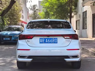 Kia K3 2022 купить из Китая, цена 1 270 000 ₽ — Suifenhe Auto