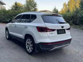 Jetta VS5 2023 купить из Китая, цена 1 536 000 ₽ — Suifenhe Auto