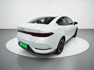 BYD Qin PLUS 2025 купить из Китая, цена 2 454 000 ₽ — Suifenhe Auto