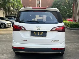 Baojun 730 2019 купить из Китая, цена 1 238 000 ₽ — Suifenhe Auto