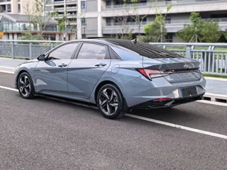 Hyundai Elantra 2022 купить из Китая, цена 1 211 000 ₽ — Suifenhe Auto