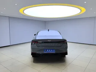 Hyundai Elantra 2023 купить из Китая, цена 1 641 000 ₽ — Suifenhe Auto