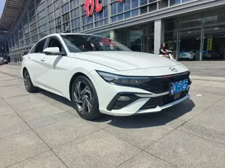 Hyundai Elantra 2023 купить из Китая, цена 1 345 000 ₽ — Suifenhe Auto