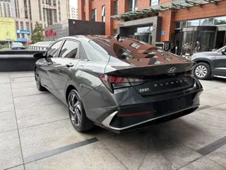 Hyundai Elantra 2024 купить из Китая, цена 2 053 000 ₽ — Suifenhe Auto