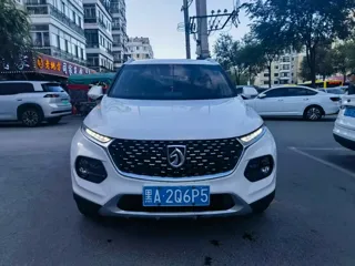 Baojun 510 2019 купить из Китая, цена 1 118 000 ₽ — Suifenhe Auto
