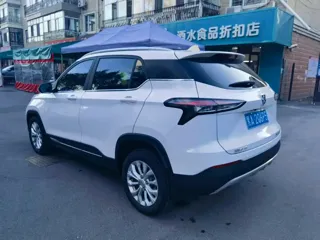 Baojun 510 2019 купить из Китая, цена 1 118 000 ₽ — Suifenhe Auto