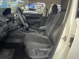 Skoda Karoq 2020 купить из Китая, цена 1 315 000 ₽ — Suifenhe Auto
