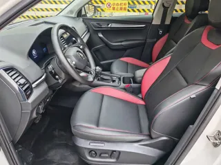 Skoda Karoq 2022 купить из Китая, цена 2 066 000 ₽ — Suifenhe Auto