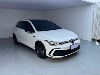 Volkswagen Golf 2023 купить из Китая, цена 2 066 000 ₽ — Suifenhe Auto