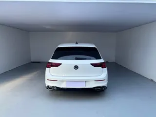 Volkswagen Golf 2023 купить из Китая, цена 2 066 000 ₽ — Suifenhe Auto