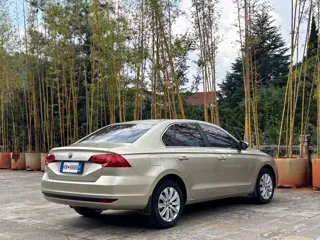 Volkswagen Bora 2020 купить из Китая, цена 1 357 000 ₽ — Suifenhe Auto