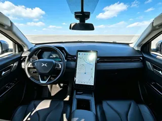 XPeng G3 2020 купить из Китая, цена 2 929 000 ₽ — Suifenhe Auto